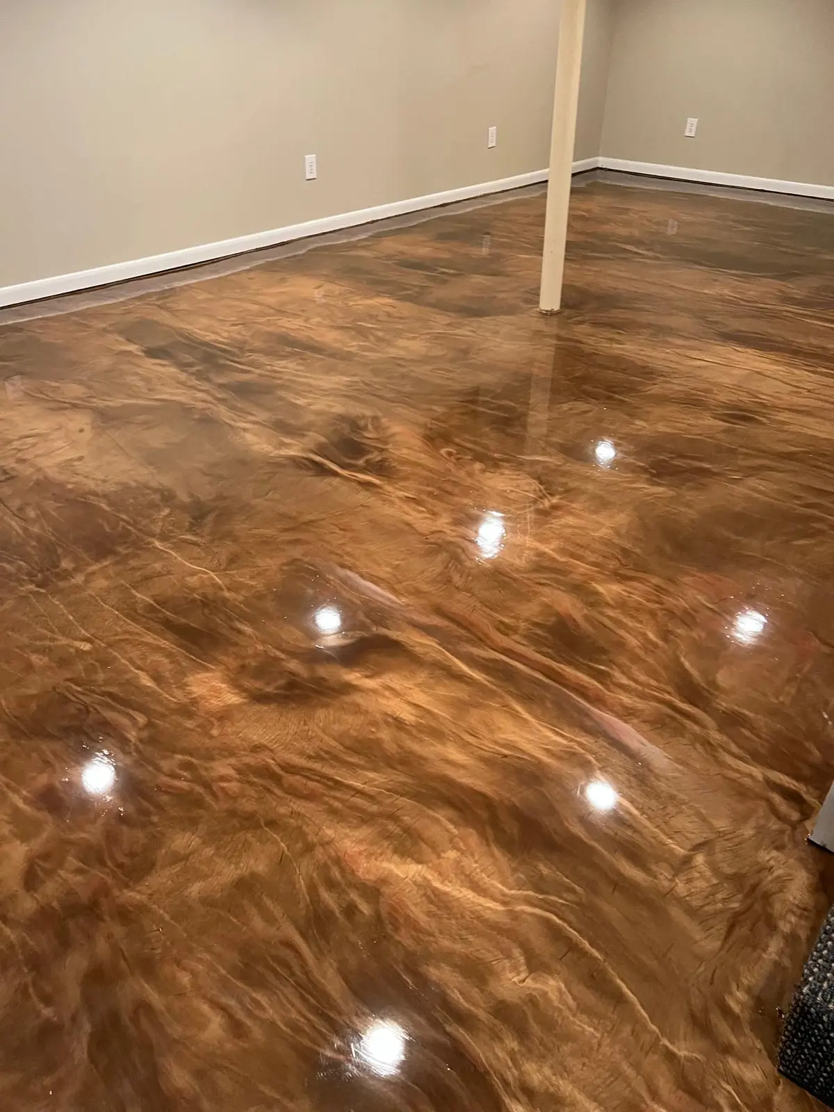 Professional epoxy flooring installation